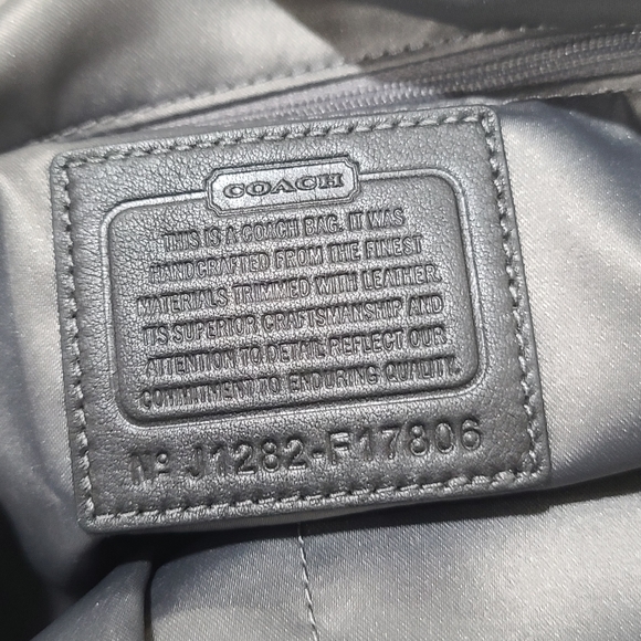 Coach Chelsea Jayden Signature C Handbag With Black Reptile Pattern Accents - Picture 14 of 17